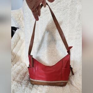 The Sak Red and Tan Shoulder Bag